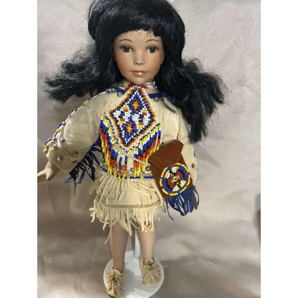 Signed Porcelain Doll On Stand Young Native American Woman 14